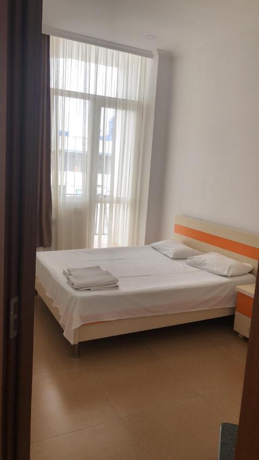 Orange Home Hotel Batumi Kültér fotó