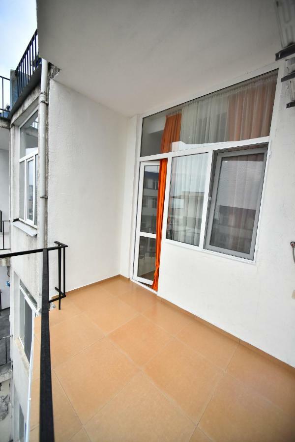 Orange Home Hotel Batumi Kültér fotó