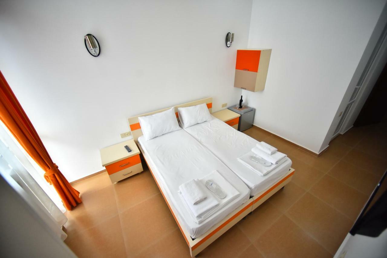 Orange Home Hotel Batumi Kültér fotó