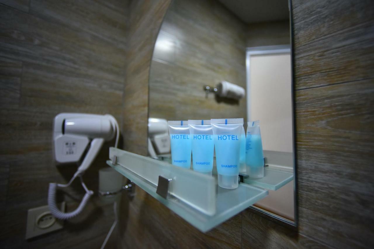 Orange Home Hotel Batumi Kültér fotó