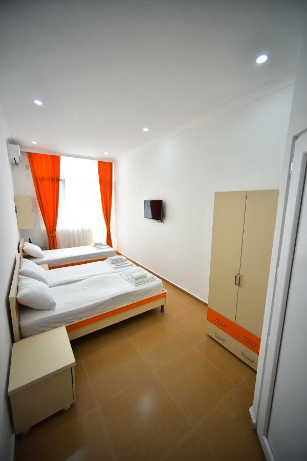 Orange Home Hotel Batumi Kültér fotó